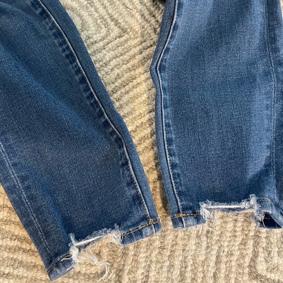 AEO Dream Jean Curvy Hi Rise Jegging Crop - Picture 5 of 8